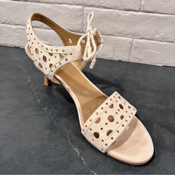 Stuart Weizmann sz 11N Circular strappy studded kitten heels in cream leather - Picture 2 of 15
